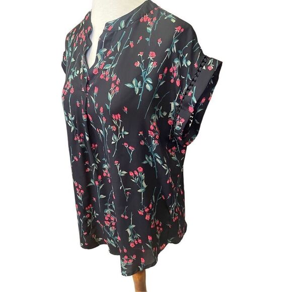 Jon and Anna Contemporary Black Floral Short Sleeve V-Neck Blouse Size X-Large-N - Picture 7 of 11
